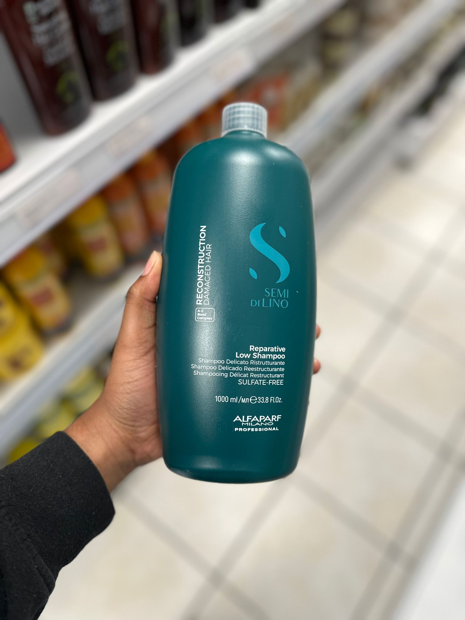 7c223160-5c1a-4905-b9ad-c3065ce64e60 Reparative Low Shampoo 1000ml - Image 1